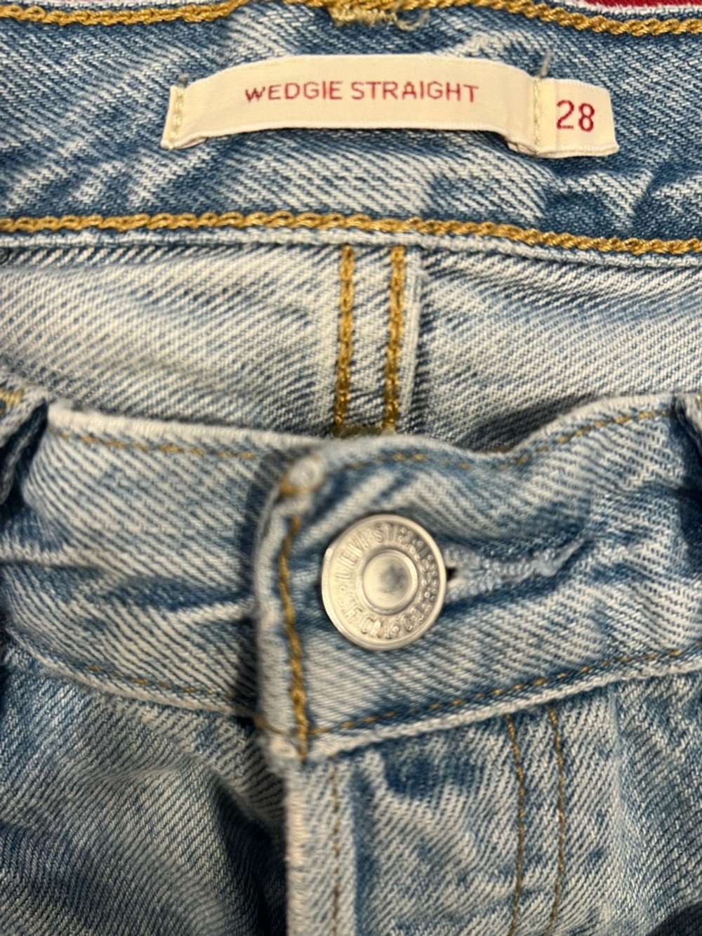 Levi’s Wedgie Straight Jeans Light Wash High Rise Size 28 - Picture 8 of 10